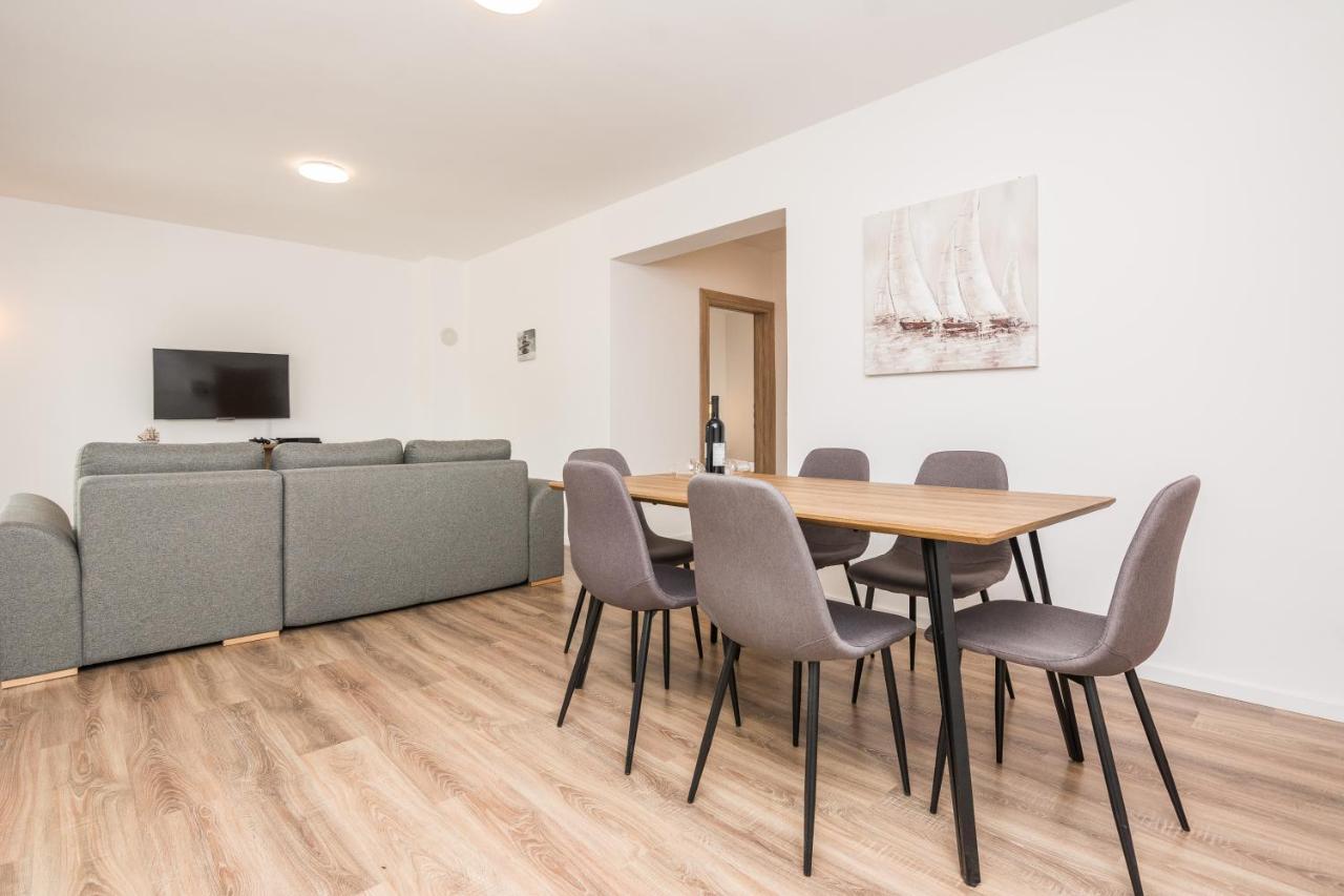 Zilip Apartments Vir Dış mekan fotoğraf