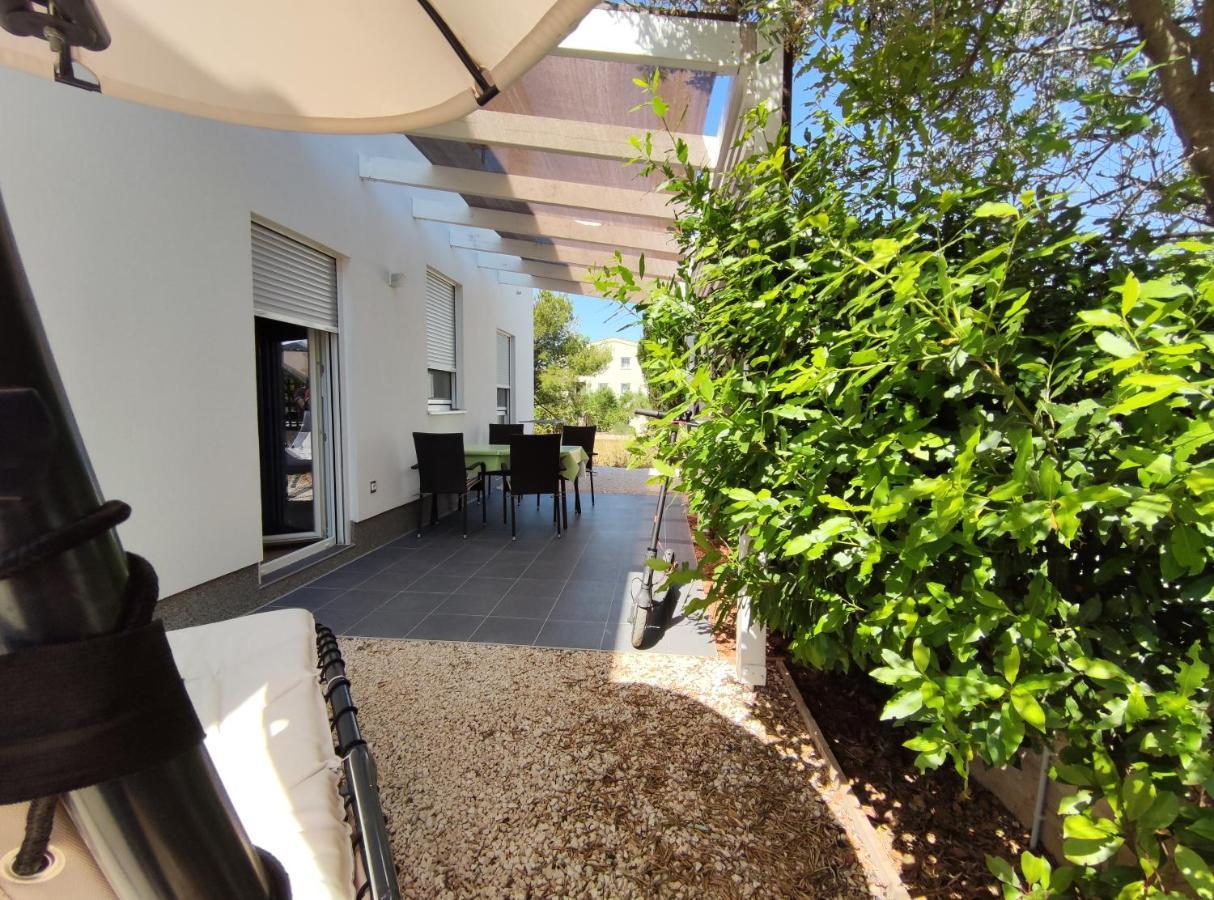 Zilip Apartments Vir Dış mekan fotoğraf
